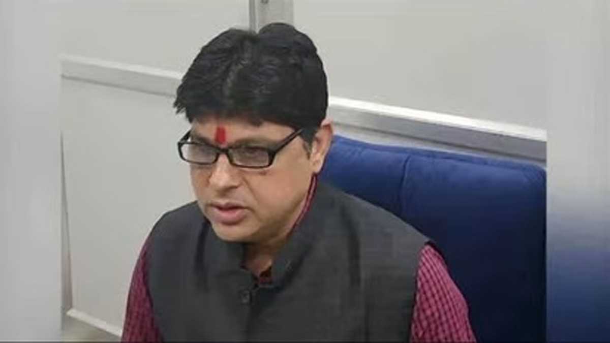 सूर्यकांत तिवारी अस्पताल में भर्ती, बीपी और सर दर्द की समस्या